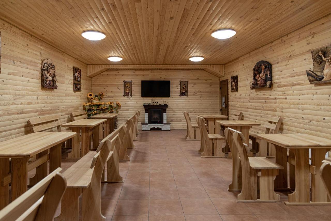 President Hotel&Restaurant&Spa Trostyanets  Экстерьер фото